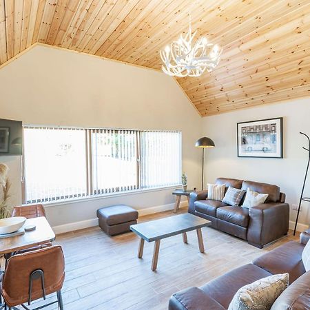Osprey Lodge 1 With Hot Tub Newton Stewart Bagian luar foto
