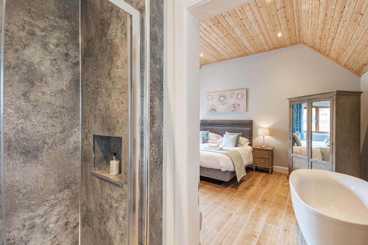 Osprey Lodge 1 With Hot Tub Newton Stewart Bagian luar foto