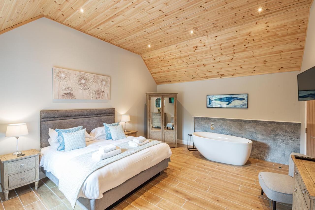 Osprey Lodge 1 With Hot Tub Newton Stewart Bagian luar foto