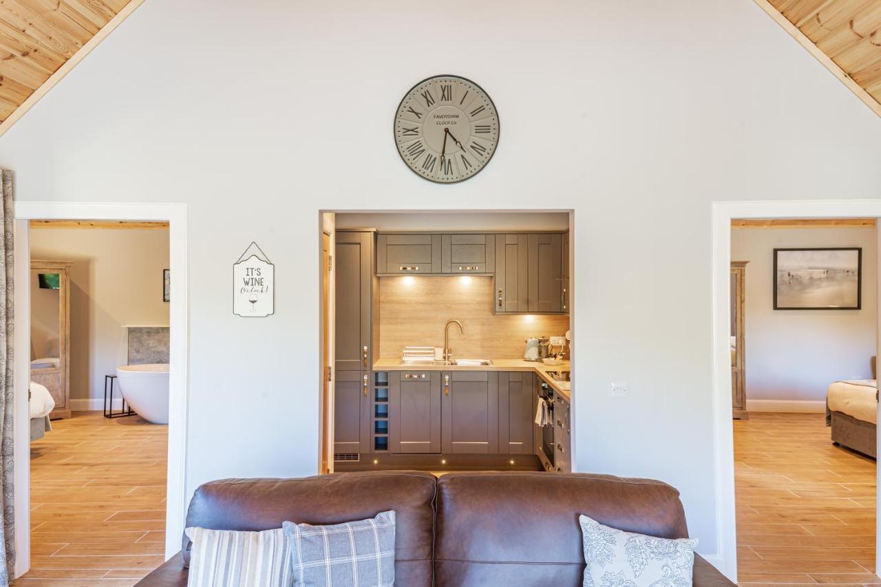 Osprey Lodge 1 With Hot Tub Newton Stewart Bagian luar foto